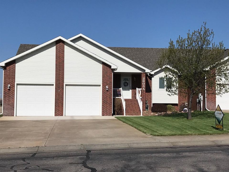 1st image of 2605 Augusta Ln
