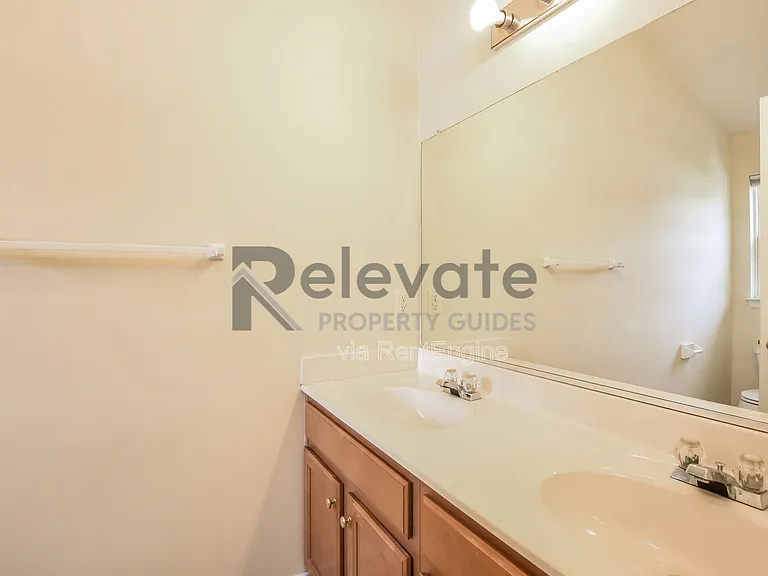 5504 Springwater Ln — Photo 15