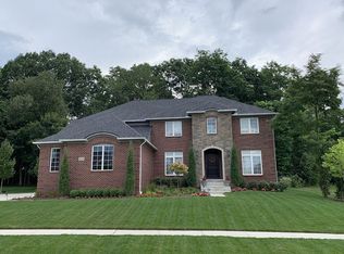 4532 Palmetto Ct, Clarkston, MI 48348
