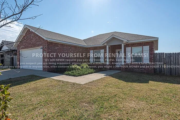 211 Grove Ln — Photo 16