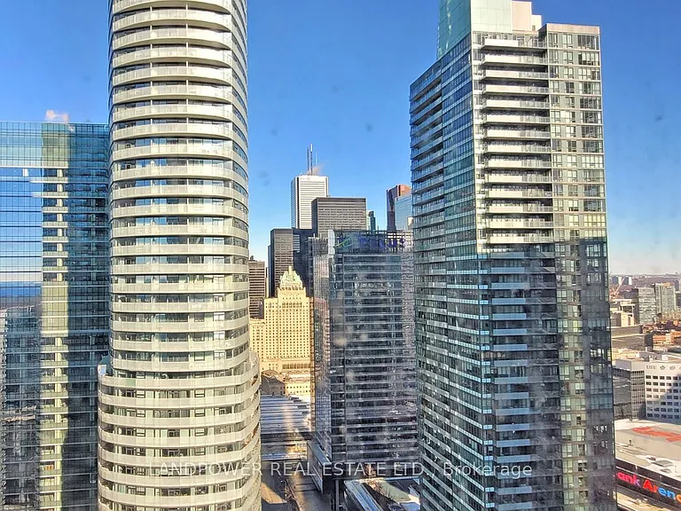 10 York St #3802 — Photo 26