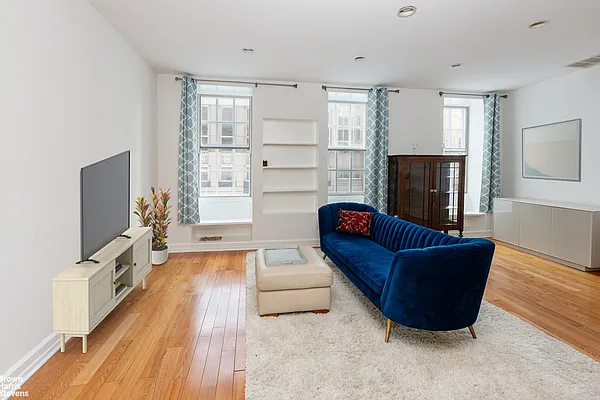 Rented by Brown Harris Stevens | media 7