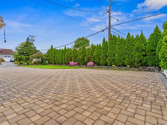 3rd image of 262 Channon Road