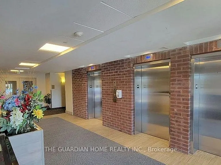 7325 Markham Rd #412 — Photo 12