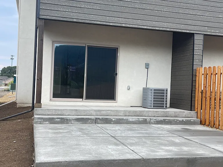 403 Alabama St #B — Photo 4