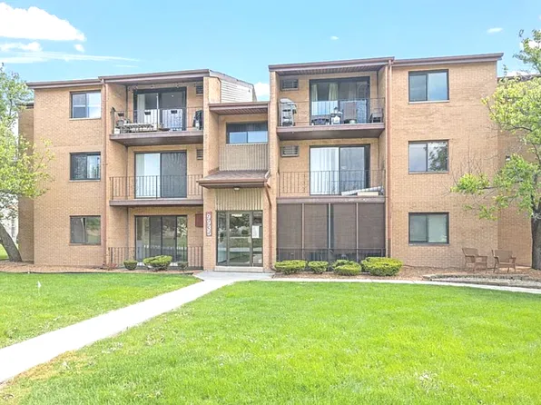 9935 El Cameno Real Dr APT 1A, Orland Park, IL 60462
