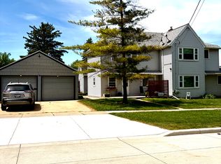 317 E 8th St, Kaukauna, WI 54130