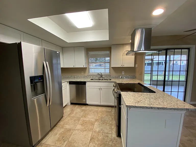 1078 E Gaucho Cir — Photo 8