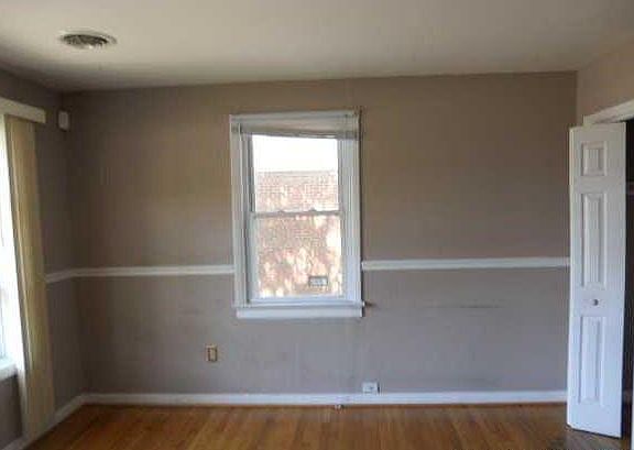 3rd image of 3824 Walmsley Blvd