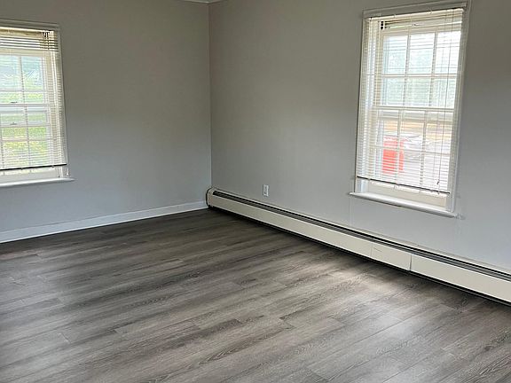 4th image of 3203 Atlantic Ave
