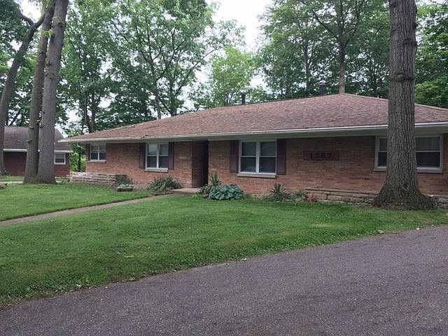 4 unit building