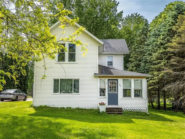 124 S Park Street, Alma Center, WI 54611