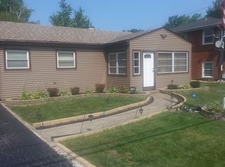 17526 Ridgeland Ave, Tinley Park, IL 60477