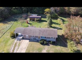 1865 Buena Vista Dr, Pacific, MO