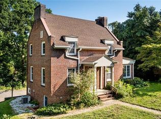 2 Enka Pine St, Candler, NC 28715