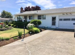 911 Broughton Way, Woodburn, OR 97071