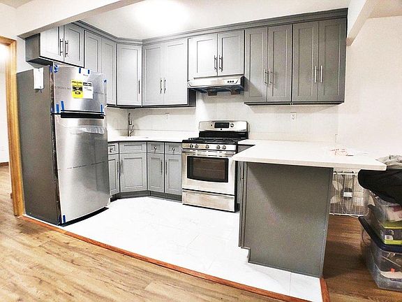 5th image of 2707 Avenue W #1D