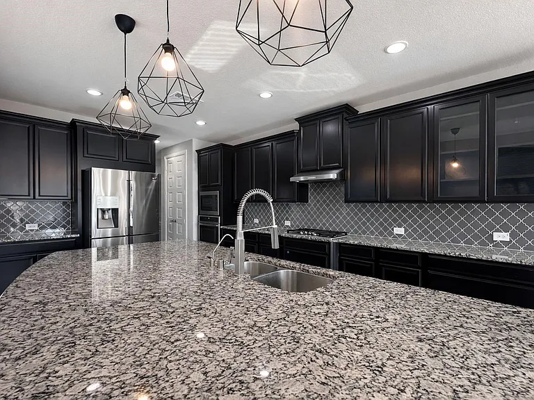 2406 Trocadero Ln — Photo 12
