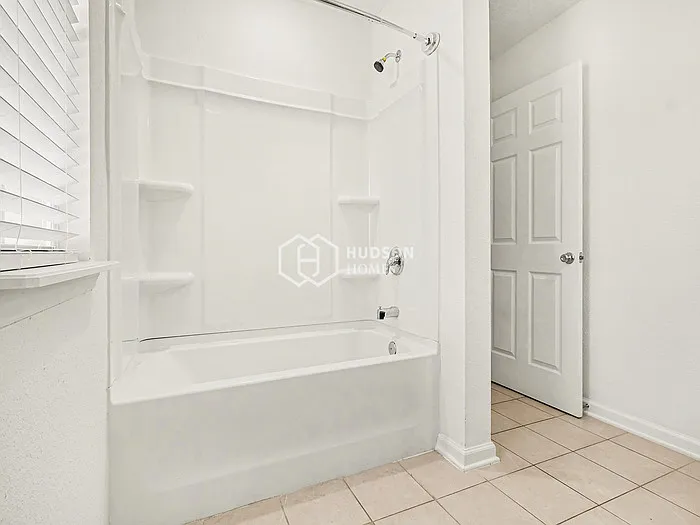 2159 Hudson Grove Dr — Photo 20