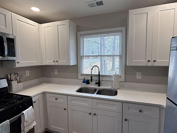 4th image of 3882 W Hilda Cir