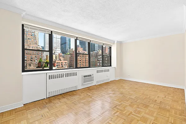 Rented by Compass | media 18