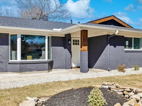 7024 Pinon St, Fort Worth, TX 76116