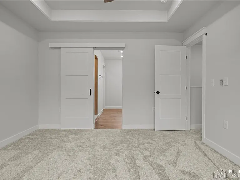 7442 N Paw St — Photo 24