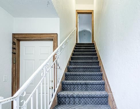 5th image of 11 Highbourne Rd Floor 2