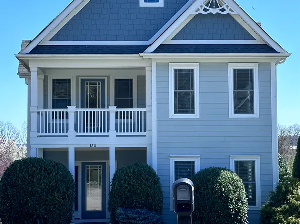 320 Windsor Dr, Fishersville, VA 22939