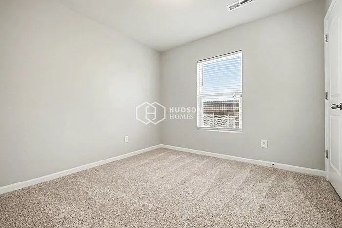 153 Autumn Woods Dr — Photo 13
