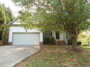 2703 Becketts Ridge Dr, Hillsborough, NC 27278