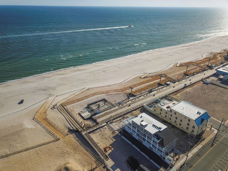 1st image of 1515 Ocean Terr Unit 6