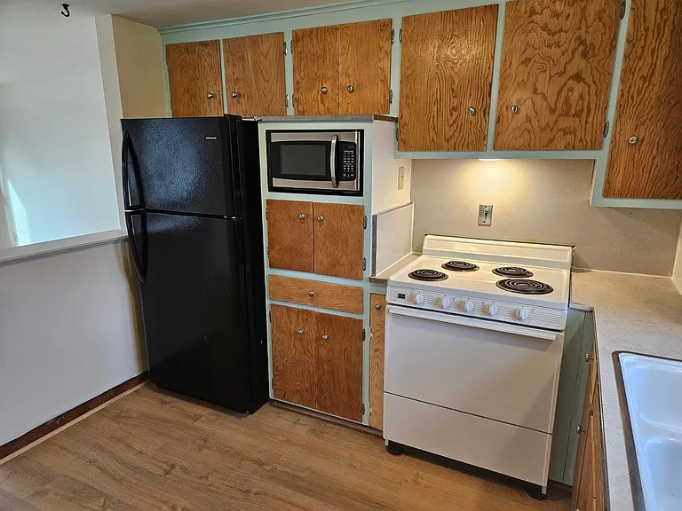 727 Dayton Ave — Photo 8
