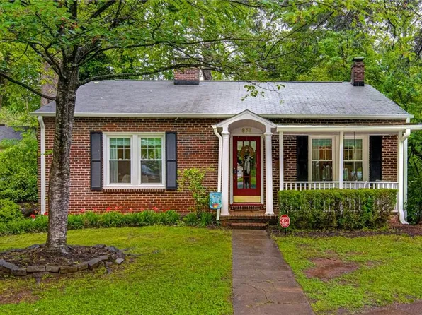 831 Lockland Ave, Winston Salem, NC 27103