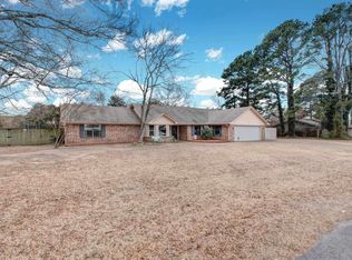 4 Riviera Dr, Conway, AR 72034