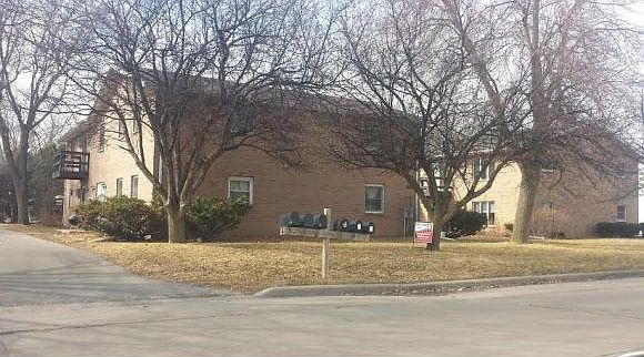 2nd image of 521 N Kensington Dr