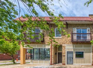 17201 Grovewood Ave APT 2, Cleveland, OH