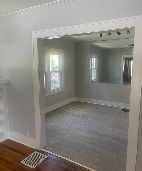 1315 Packard St — Photo 3