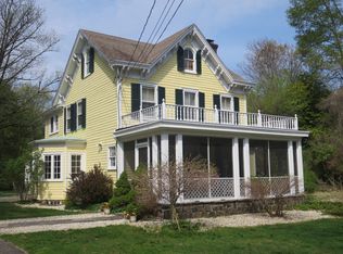 2035 Maple Ave, Cortlandt Manor, NY 10567