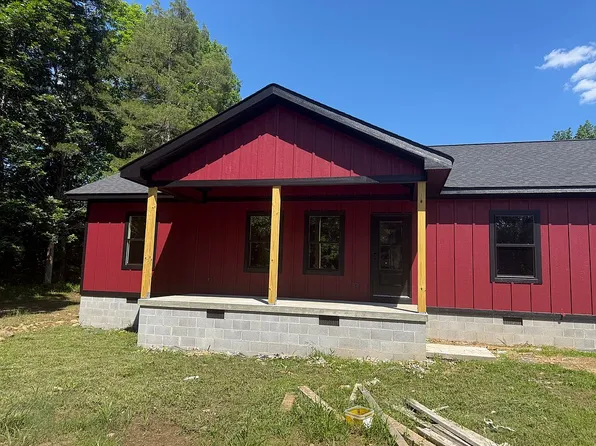 49 Cherokee St, Dunlap, TN 37327