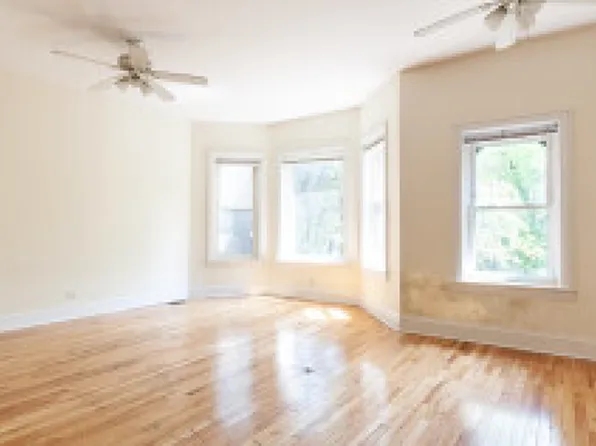 3838 N Sheffield Ave, Chicago, IL 60613