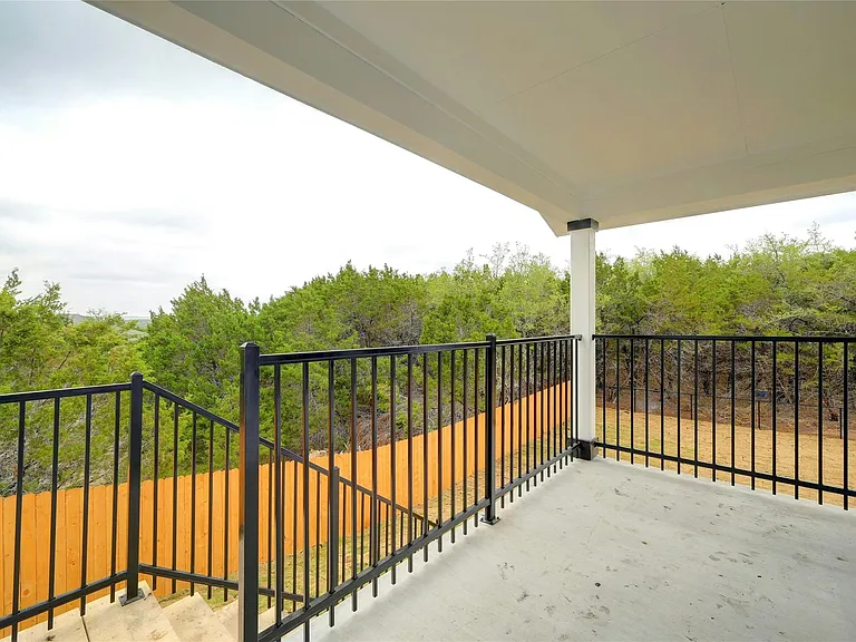 21502 Paine Ave — Photo 24