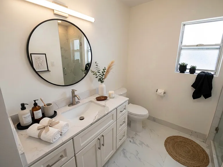 520 Bartlett St #5 — Photo 5