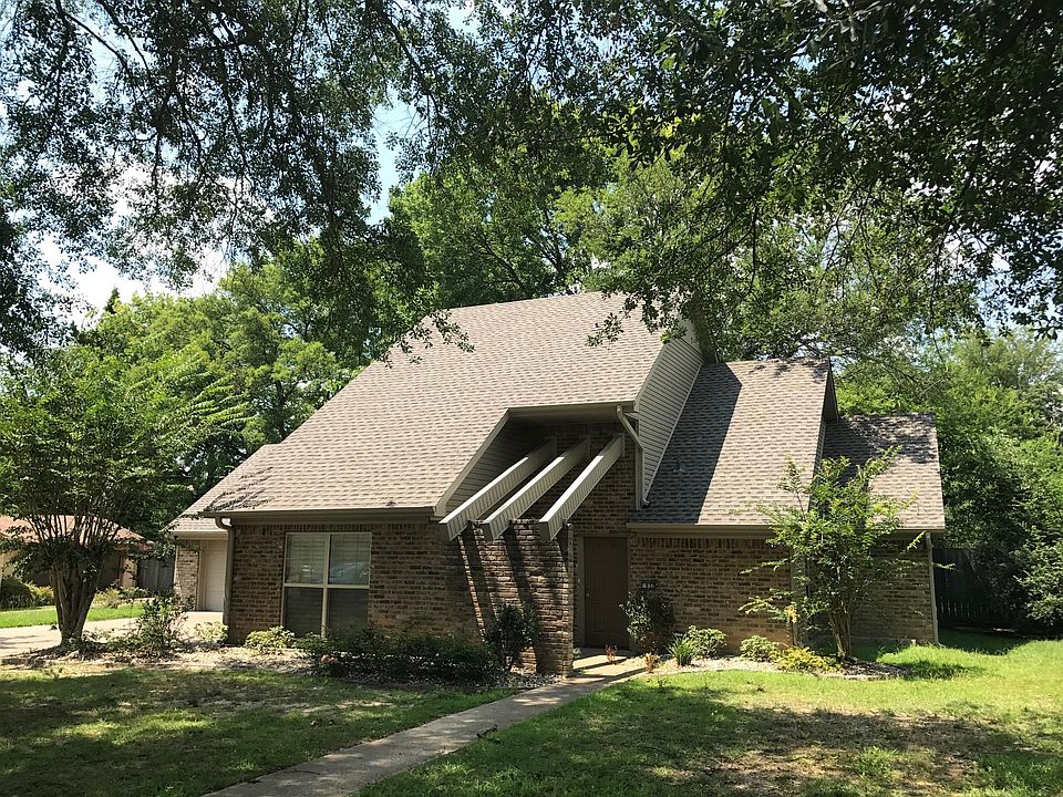 1st image of 637 Green Oak Dr