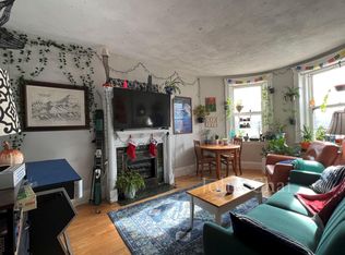 1367 Commonwealth Ave APT 5, Boston, MA 02134