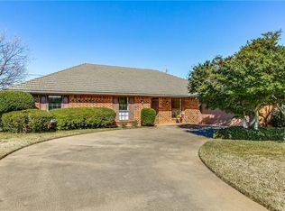 1007 Auburn Dr, Arlington, TX 76012