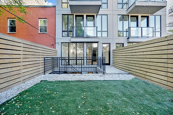 Rented by Oxford Property Group | media 5