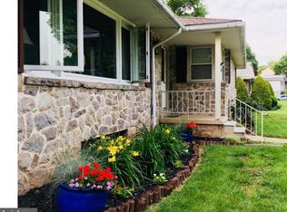 65 N Roland St, Pottstown, PA 19464