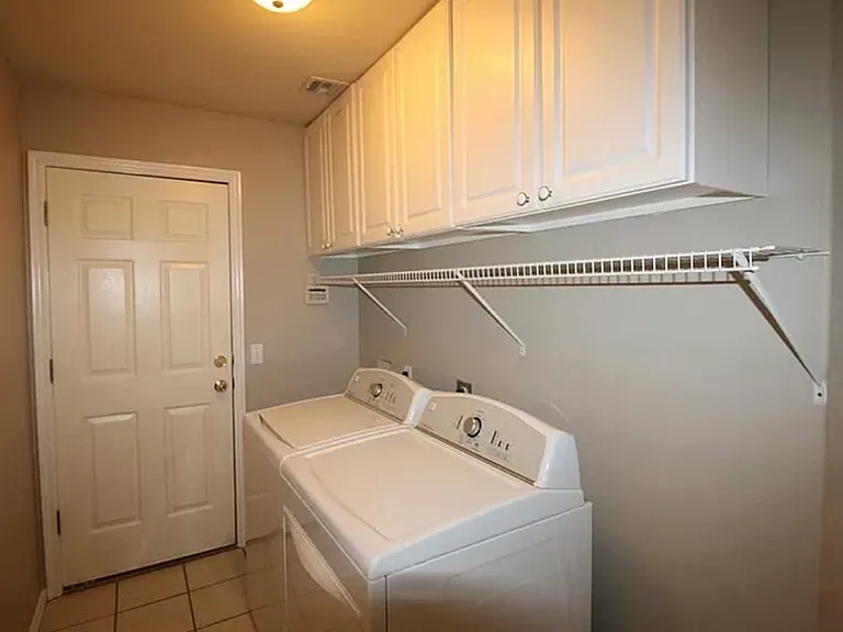2120 Fair Meadow Dr — Photo 14