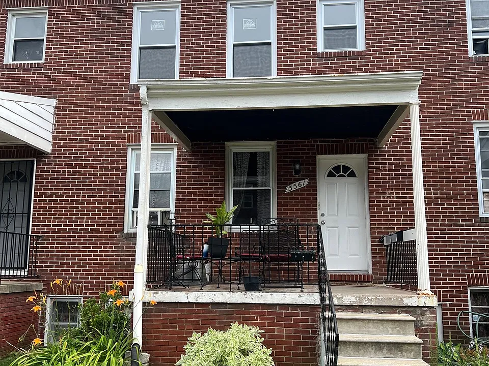 3561 Juneway #2